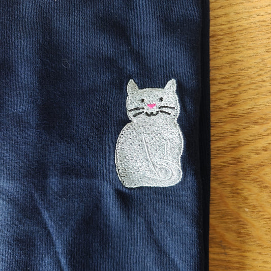 Unisex T-shirt - Grey Cat - Geborduurd (SAMPLE SALE) - M